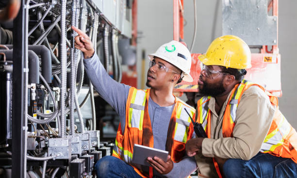  Roanoke, IL Electrician Pros